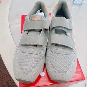 Puma Big Kids Sneakers - New with Box